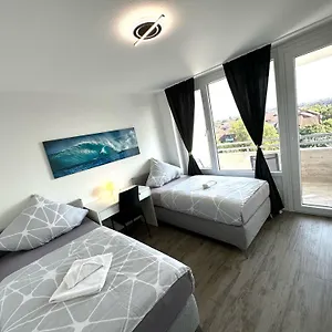 Big Und Bequem Apartment
